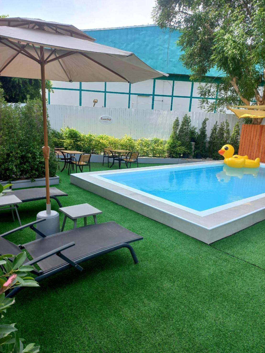 Ruenthip Pattaya Hotel Luaran gambar