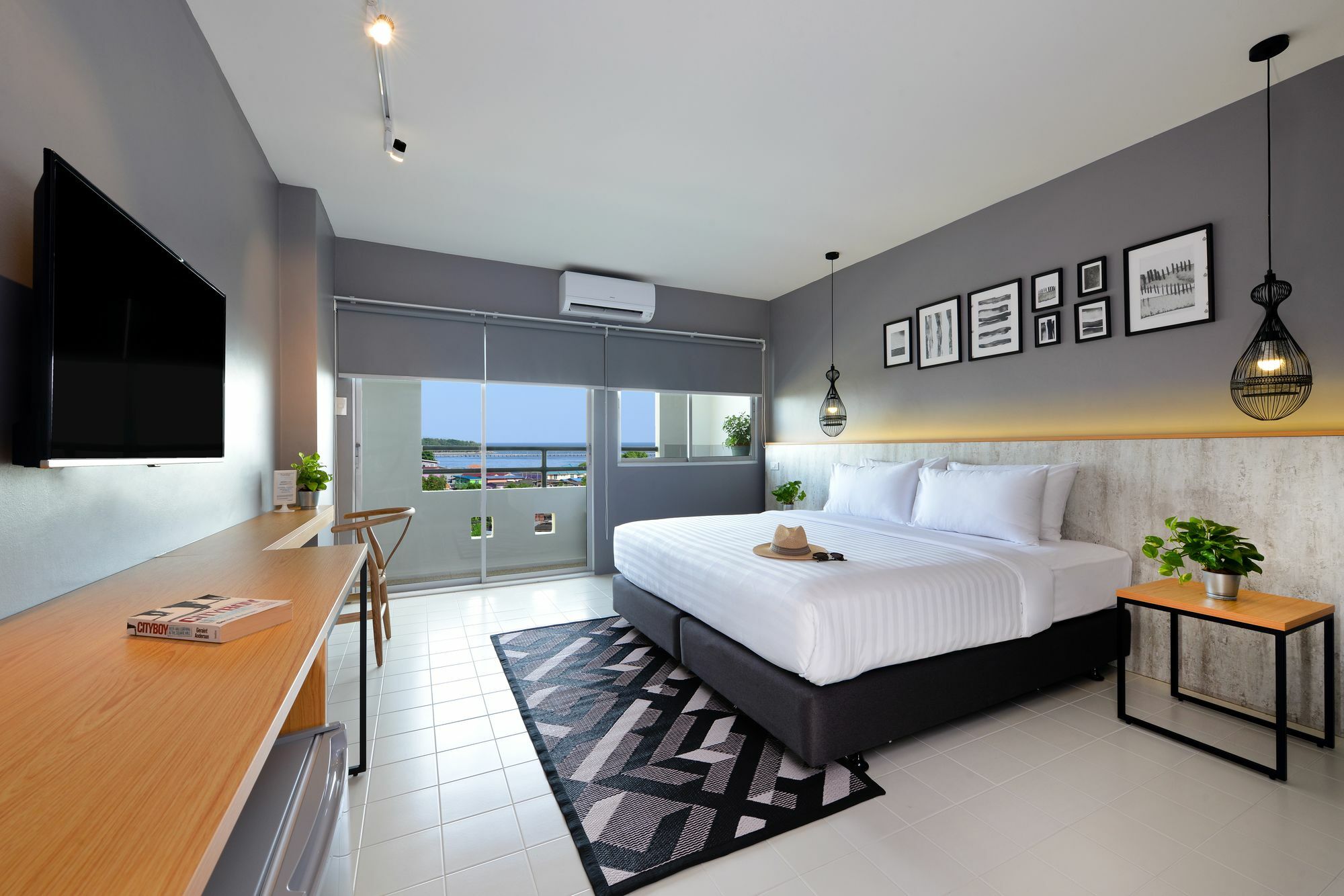 Ruenthip Pattaya Hotel Luaran gambar